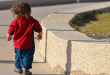 Short children have higher risk of having a cerebrovascular accident