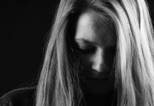 People with major depressive disorder react stronger to negative memories People with major depressive disorder react stronger to negative memories