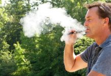 Ex-smokers are advised to use high-nicotine e-cigarettes