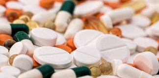 Antibiotic treatment should stop to avoid resistance “tipping point”
