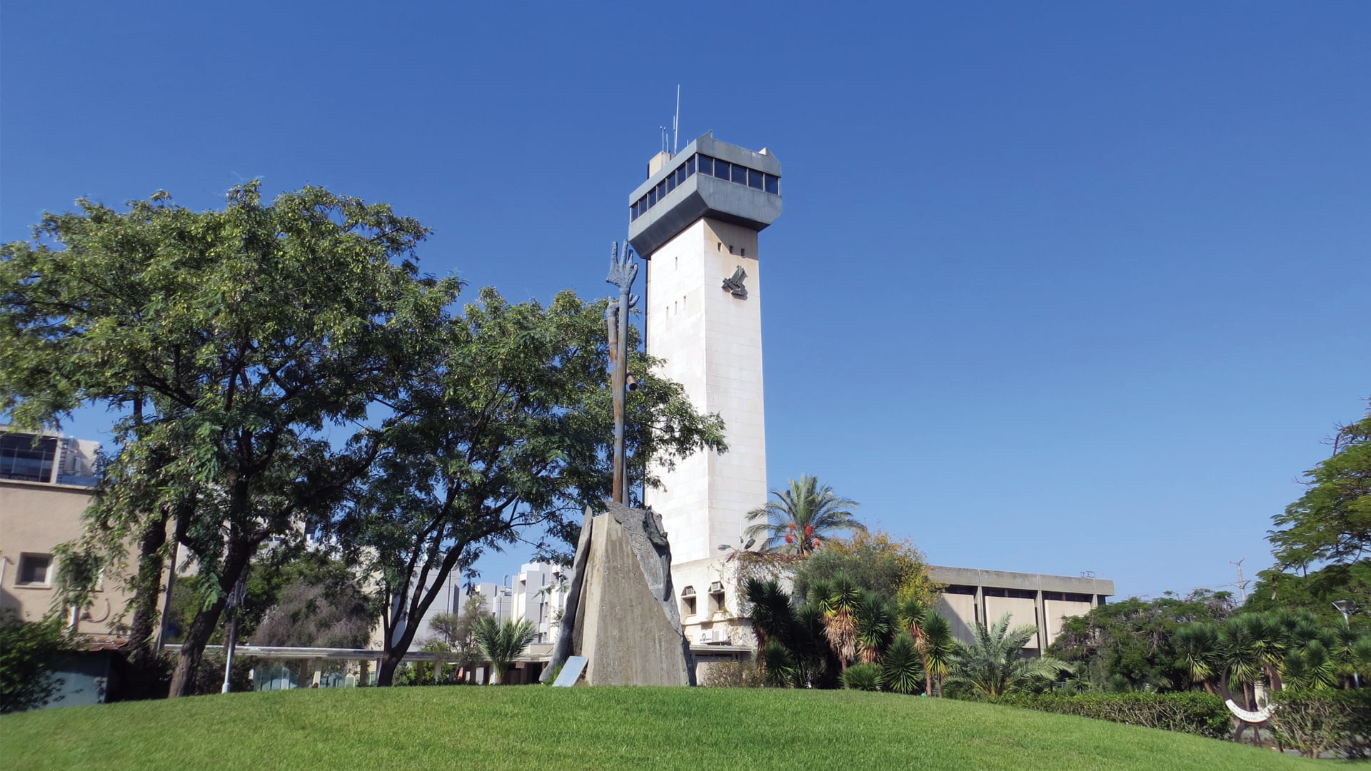 Bar-Ilan University: a habitat for interdisciplinary science