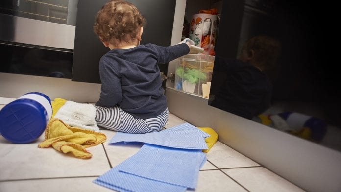 Home flooring toxins found and children carry the evidence