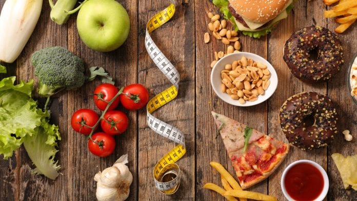 iStock-margouillatphotos healthy and unhealthy food