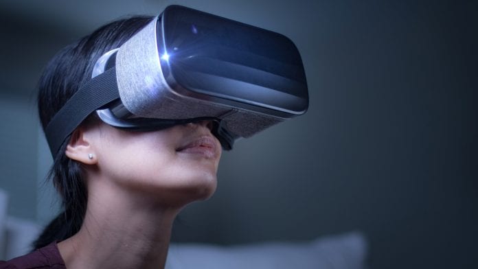 Using virtual reality to ease pain from phantom limbs