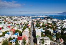 Controlling and preventing infection spread in Iceland Controlling and preventing infection spread in Iceland