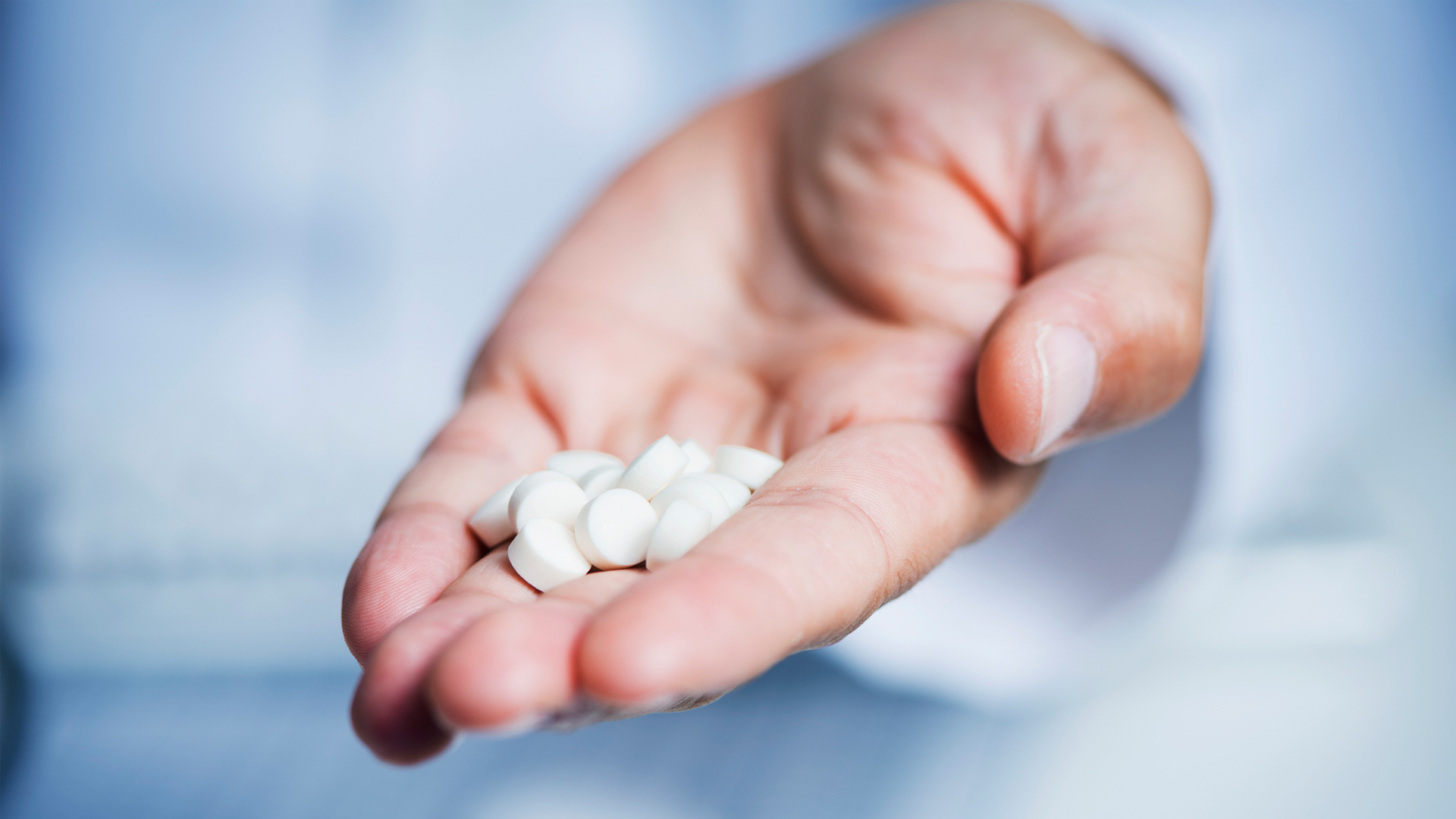 Anti-inflammatory drugs beneficial for cancer immunotherapy