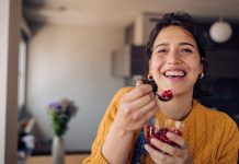 New study shows that vegan and vegetarian diets are cheaper and healthier New study shows that vegan and vegetarian diets are cheaper and healthier