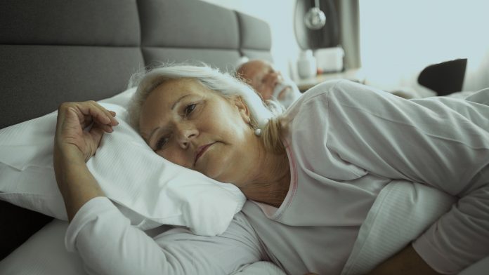 Insomnia treatment in women with night sweats found to be safe