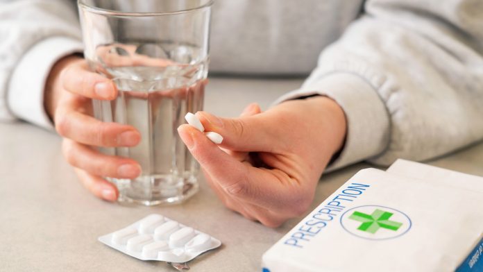 Regular paracetamol use linked to raised blood pressure
