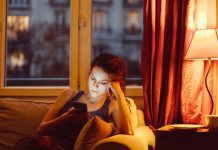 Problematic, widespread levels of the public feeling lonely in many countries COVID infection