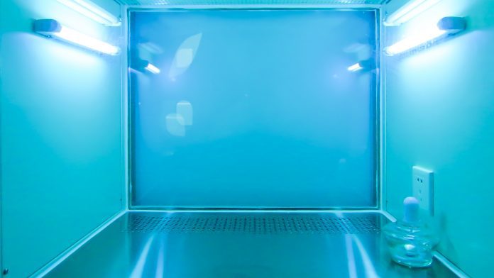 Laboratory UV disinfection UV-C air disinfection