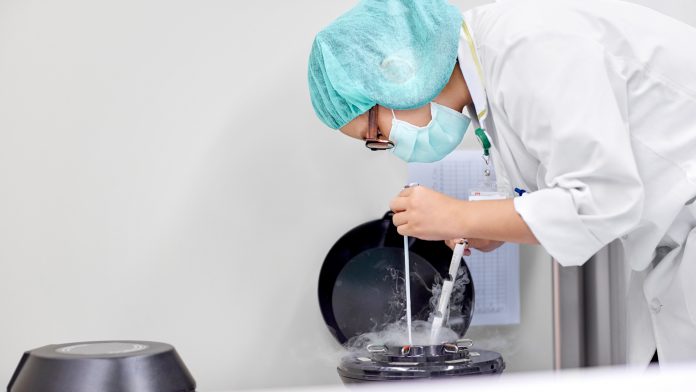 © iStock-Morsa Images fertility preservation