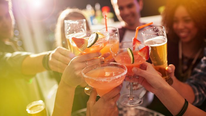 Ringing in the weekend cognitive decline