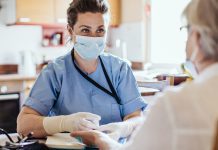 NHS trials high-tech smart glasses for community nurses NHS trials high-tech smart glasses for community nurses