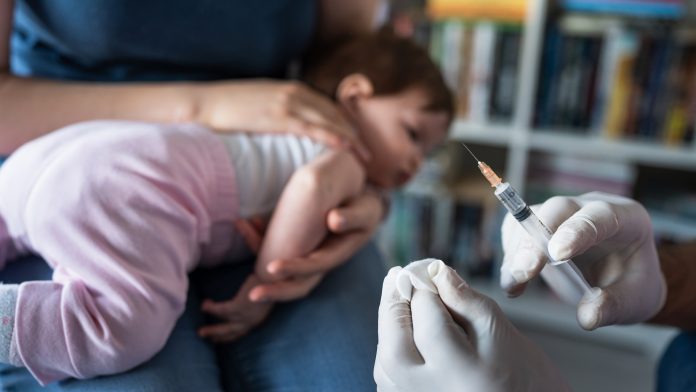 NHS urge parents to book MMR vaccination for children