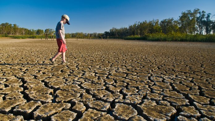 Heatwaves to impact the health of almost every child by 2050