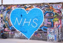 NHS looks to provide earlier treatment for lung cancer with new roadshow NHS looks to provide earlier treatment for lung cancer with new roadshow