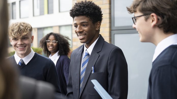 Air pollution exposure linked to high blood pressure in teenagers
