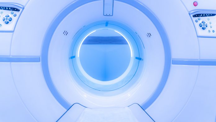 mri-magnetic-resonance-imaging-tunnel helium supply